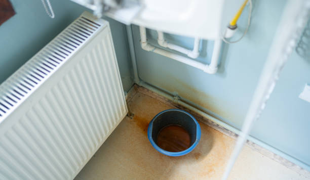Best Sewage cleanup and water damage restoration  in Hidden Valley Lake, CA